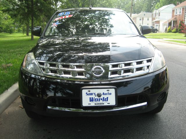 2005 Nissan Murano Lariat Crew Cab 4WD DRW