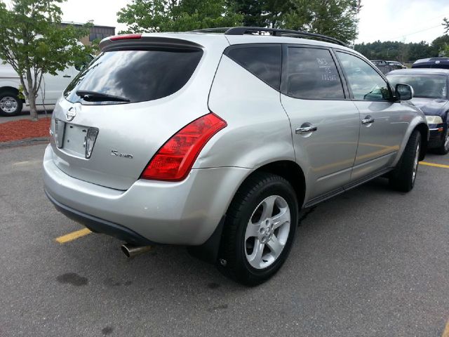 2005 Nissan Murano Lariat Crew Cab 4WD DRW