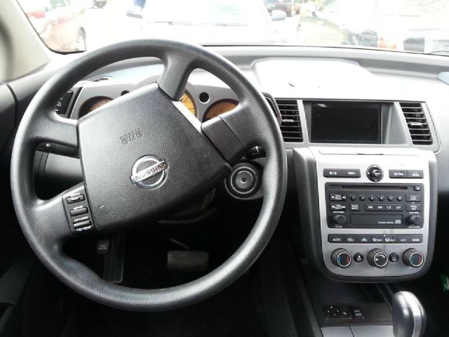 2005 Nissan Murano Lariat Crew Cab 4WD DRW