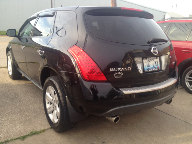 2007 Nissan Murano Lariat Crew Cab 4WD DRW