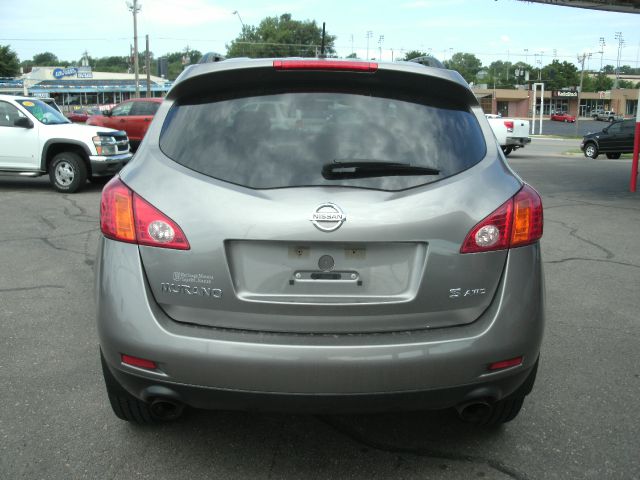 2009 Nissan Murano Lariat Crew Cab 4WD DRW