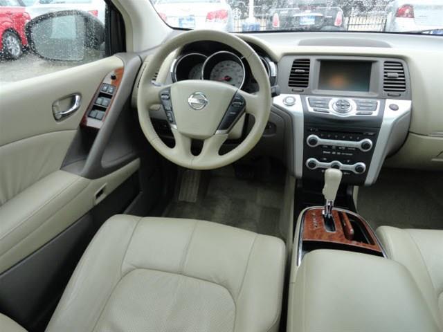 2009 Nissan Murano X