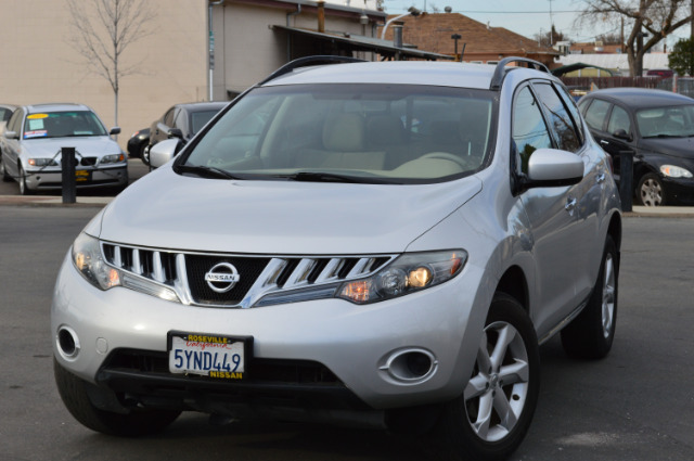 2009 Nissan Murano Lariat Crew Cab 4WD DRW