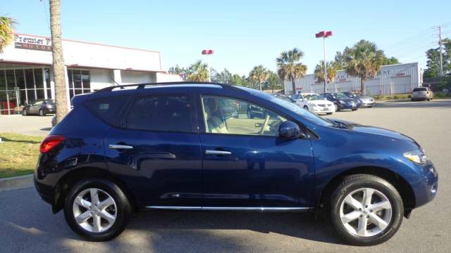 2009 Nissan Murano Lariat Crew Cab 4WD DRW