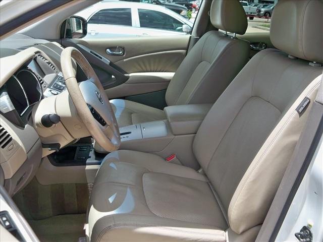 2010 Nissan Murano EX - DUAL Power Doors