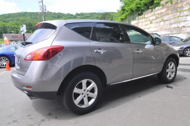 2010 Nissan Murano XR