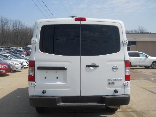 2013 Nissan NV3500 XR