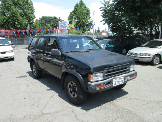 1994 Nissan Pathfinder 4dr Quad Cab HD