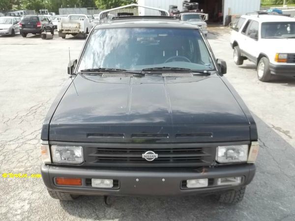 1995 Nissan Pathfinder 4dr Quad Cab HD