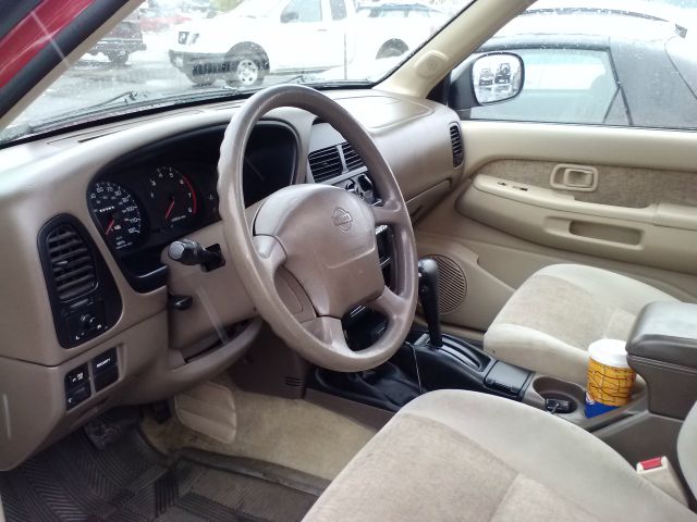 1996 Nissan Pathfinder 4dr Quad Cab HD