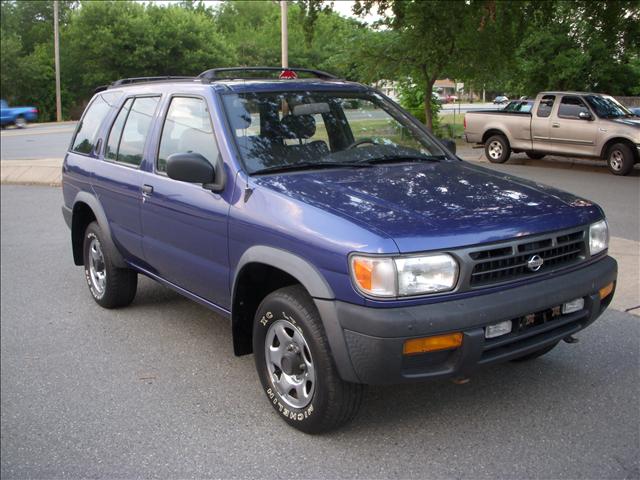 1996 Nissan Pathfinder Unknown