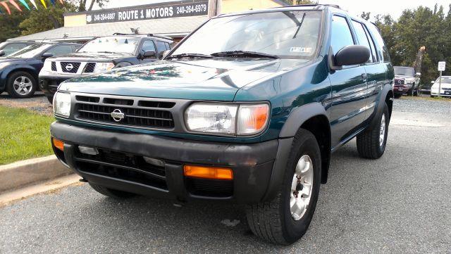 1996 Nissan Pathfinder EX-L AWD