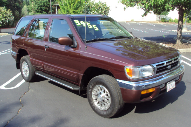 1997 Nissan Pathfinder EX-L AWD