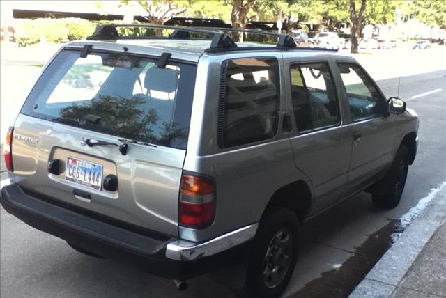 1998 Nissan Pathfinder Unknown