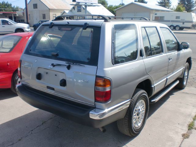 1998 Nissan Pathfinder EX-L AWD