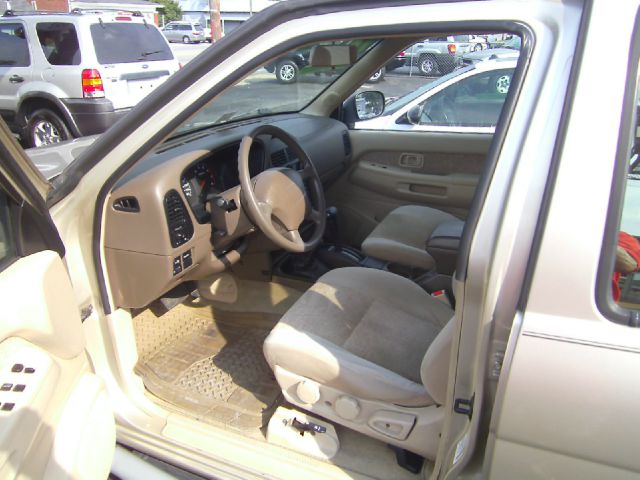 1998 Nissan Pathfinder EX-L W/ DVD System