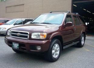 1999 Nissan Pathfinder X