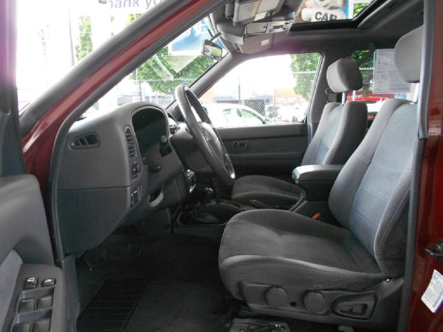 1999 Nissan Pathfinder EXT CAB Z-71