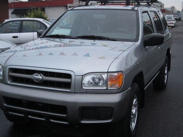 1999 Nissan Pathfinder Vp,lx