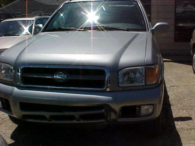 2000 Nissan Pathfinder EX-L AWD