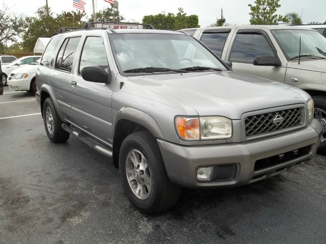 2000 Nissan Pathfinder EXT CAB Z-71