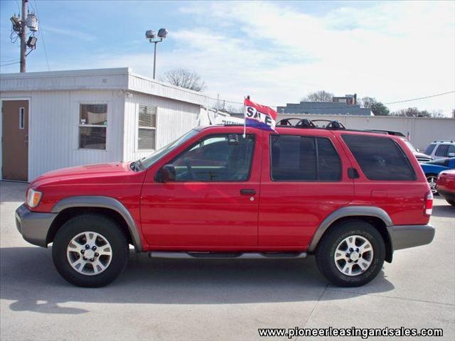 2000 Nissan Pathfinder EXT CAB Z-71