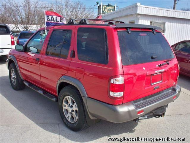 2000 Nissan Pathfinder EXT CAB Z-71