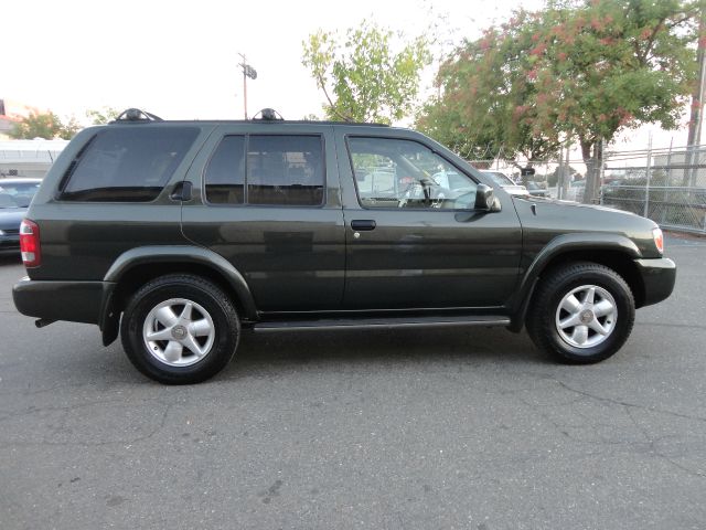 2000 Nissan Pathfinder EX-L AWD