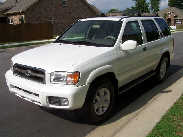 2001 Nissan Pathfinder EX-L AWD