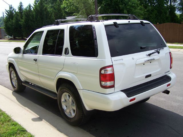 2001 Nissan Pathfinder EX-L AWD