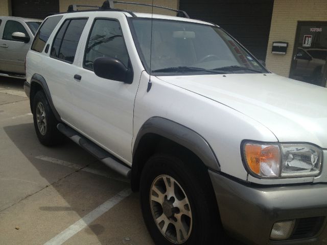 2001 Nissan Pathfinder Unknown