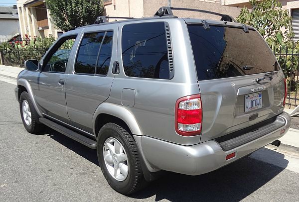 2001 Nissan Pathfinder EX-L AWD