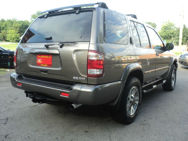 2001 Nissan Pathfinder LX V-6