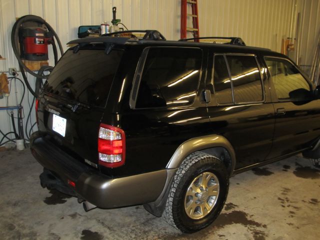 2001 Nissan Pathfinder EX-L W/ DVD System