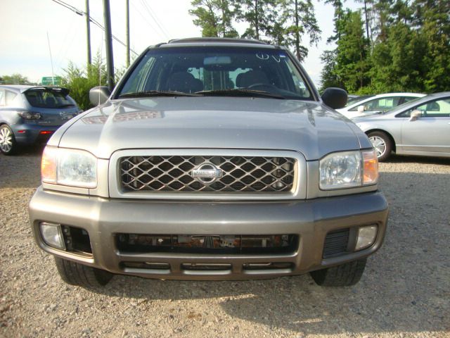 2001 Nissan Pathfinder EX-L W/ DVD System