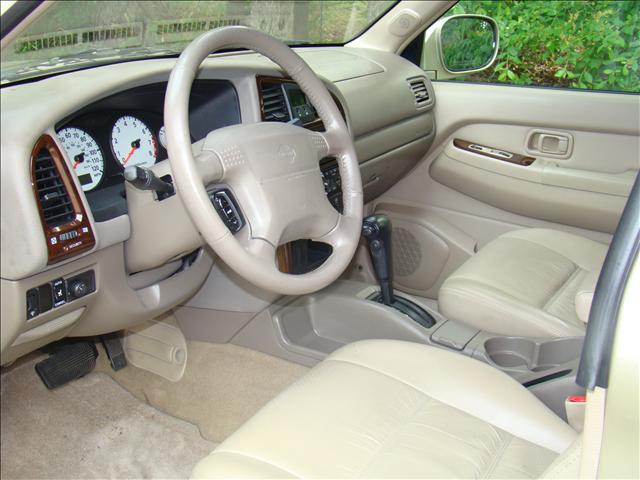 2001 Nissan Pathfinder Legacy