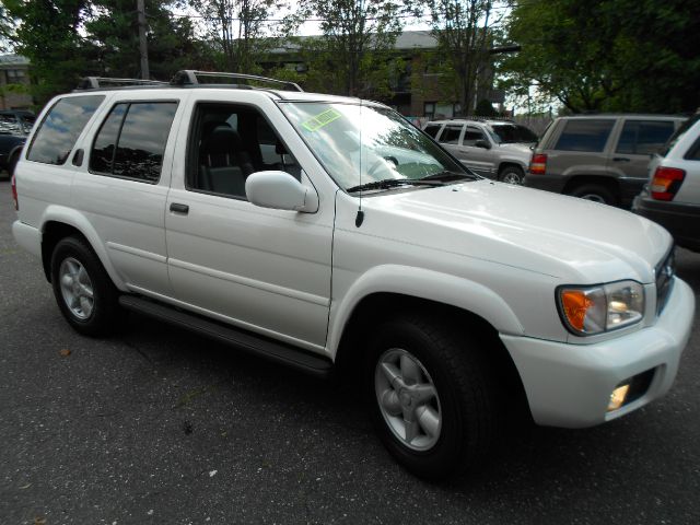 2001 Nissan Pathfinder EX-L AWD