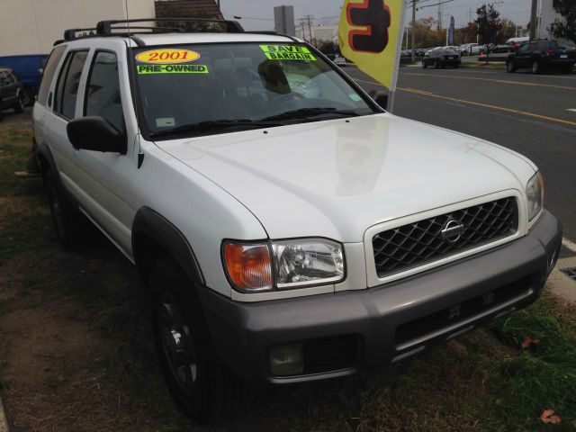 2001 Nissan Pathfinder EX-L W/ DVD System