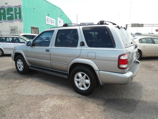 2001 Nissan Pathfinder Unknown