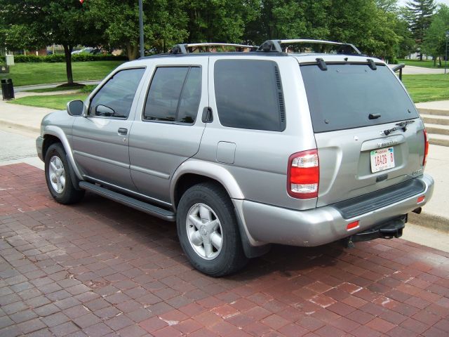 2001 Nissan Pathfinder EX-L AWD