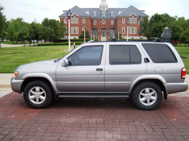 2001 Nissan Pathfinder EX-L AWD