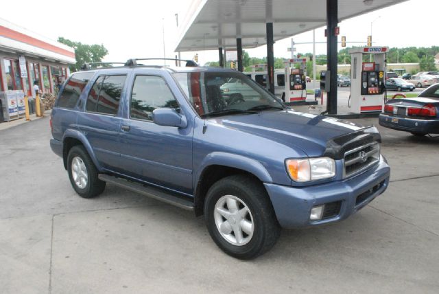 2001 Nissan Pathfinder EX-L AWD