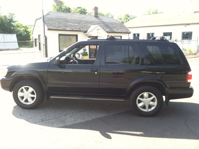 2001 Nissan Pathfinder EX-L AWD