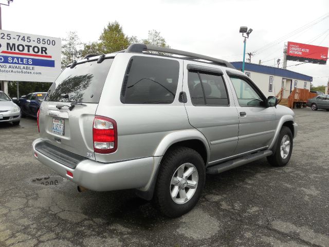 2002 Nissan Pathfinder EX-L W/ DVD System