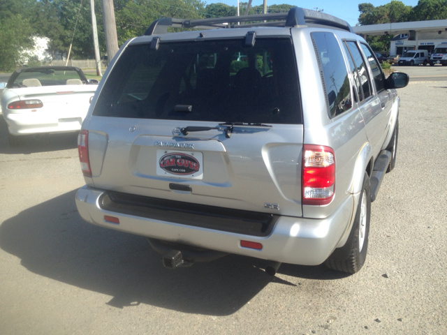 2002 Nissan Pathfinder EX-L W/ DVD System