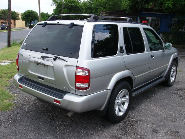 2002 Nissan Pathfinder EX-L AWD