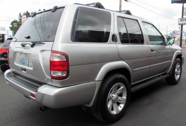 2002 Nissan Pathfinder EX-L AWD