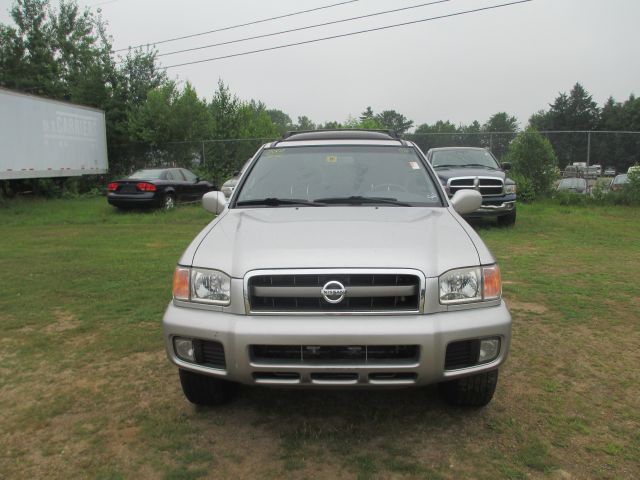 2002 Nissan Pathfinder EX-L W/ DVD System