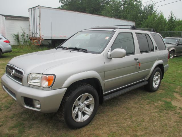 2002 Nissan Pathfinder EX-L W/ DVD System