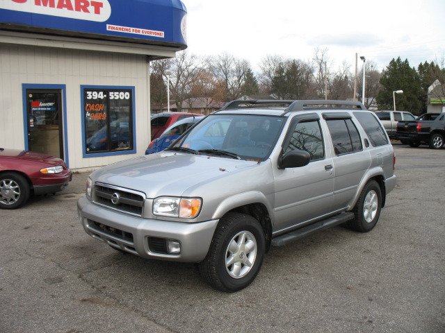 2002 Nissan Pathfinder EX-L W/ DVD System